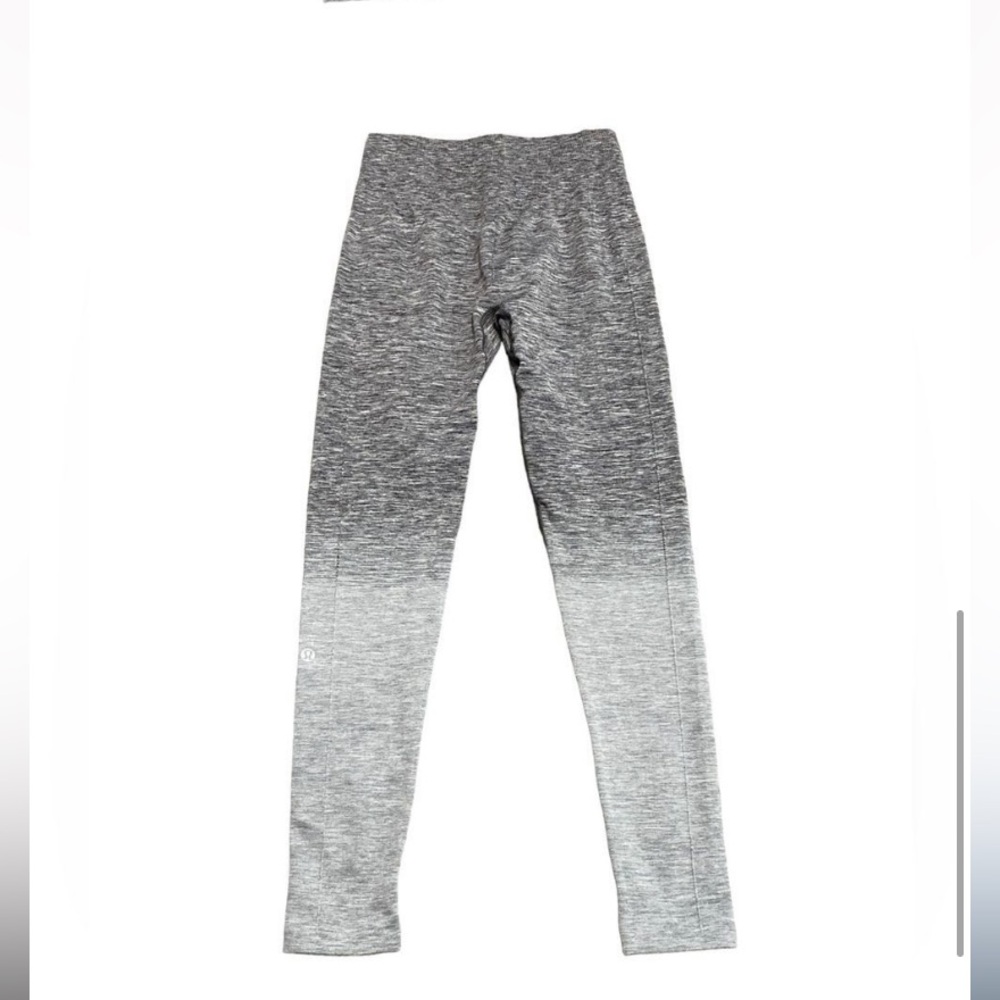 Lululemon Balance and resist Lululemon leggings size 4 Woman’s tights